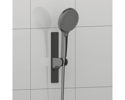 Ručná sprcha s držiakom na stene