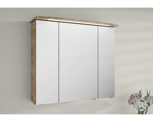 Zrkadlová skrinka s tromi dvierkami a osvetlením