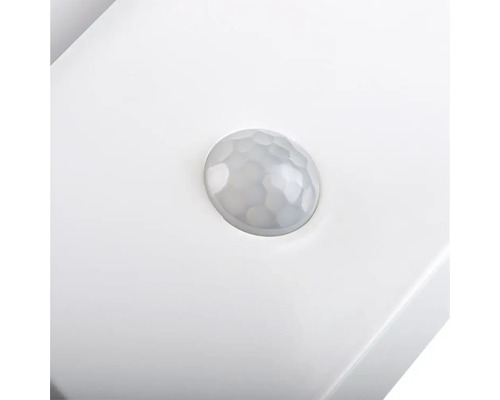 Pohybový senzor na lampe