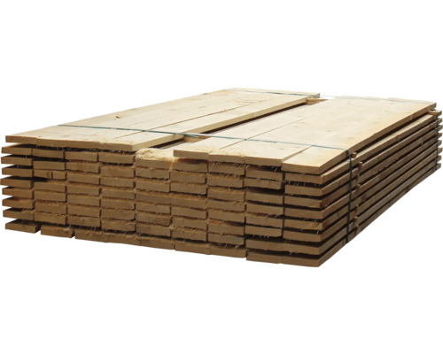 Stoh surových drevených dosiek pre stavebné projekty