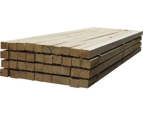 Stoh drevených latiek pre stavebné projekty