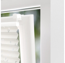 Detailný pohľad na plisovanú žalúziu na okne