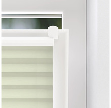 Detailný záber dvojitej rolety na okne