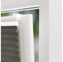 Detail okenné dekorácie s plisovanou žalúziou