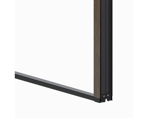 Detail posuvného rámu dverí z dreva a kovu