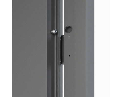 Detail kovovej skrine so zámkom