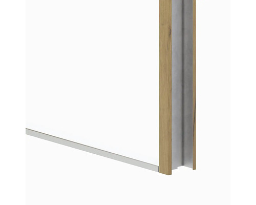 Detailný pohľad na rám posuvných dverí s dreveným dekorom