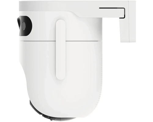 Biela bezpečnostná kamera s nástenným držiakom.