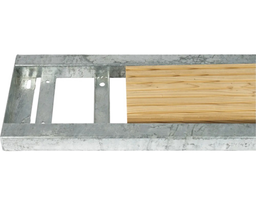 Kovový kvetináč s drevom