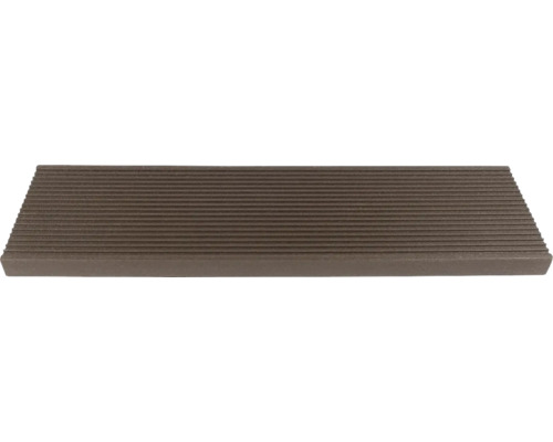 Terasa z WPC s ryhovaným povrchom