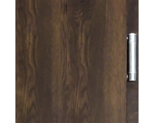 Drevené dvere so závesom