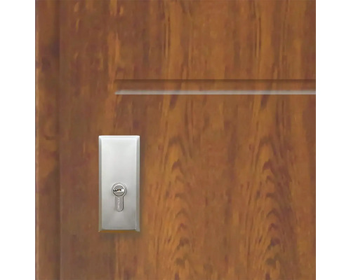 Kovanie dverí s cylindrickou vložkou na drevených dverách