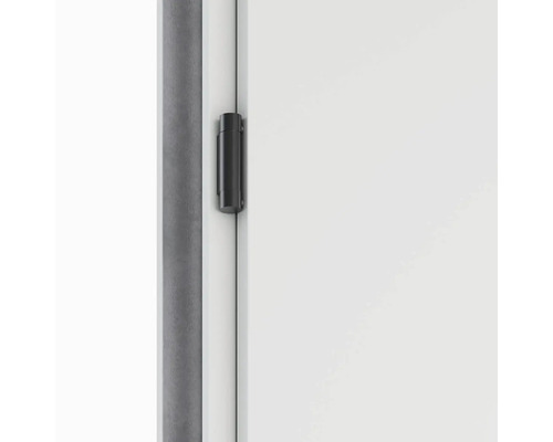 Detailný pohľad na dverový záves na interiérových dverách