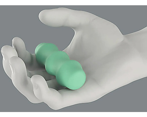 Ruka s masážnou loptou z plastu