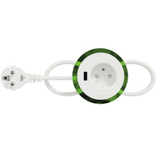 Zásuvka s USB portom a zástrčkou