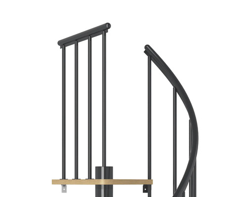 Detailný záber točitého schodiska s drevenými schodmi a kovovým zábradlím