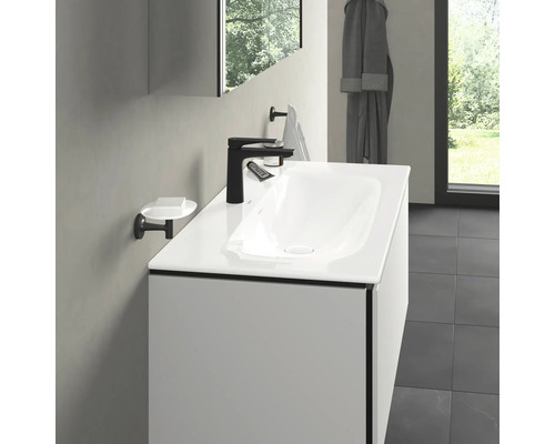 Moderné kúpeľňové umývadlo s batériou a miskou na mydlo