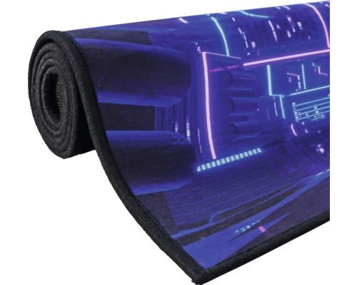 Zrolovaná podložka na stôl s motívom mesta