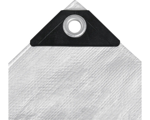 Detailný pohľad na kryciu plachtu s očkom na upevnenie