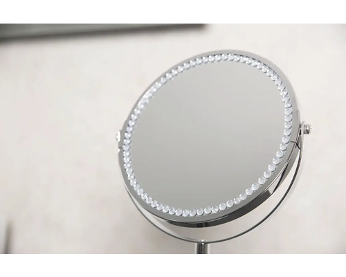 Kozmetické zrkadlo so štrasovými kamienkami