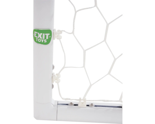 Detailný pohľad na futbalovú bránku so sieťou a logom Exit Toys.