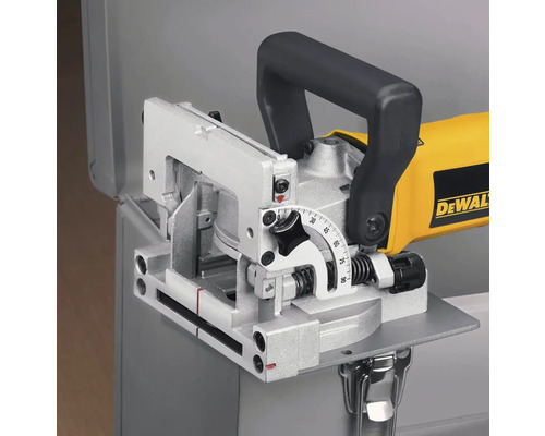 Detail lamelovacej frézky DeWalt