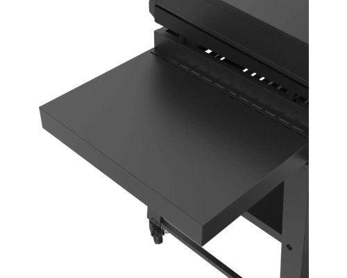 Detailný pohľad na gril s úložným priestorom