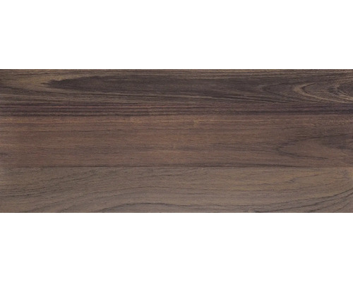 Detailný záber na drevený povrch s kresbou