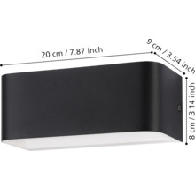 Obrázok čierneho nástenného svietidla s rozmermi 20 x 9 x 8 centimetrov.