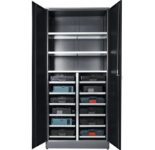 Otvorená skriňa na náradie s policami a kufríkmi na náradie