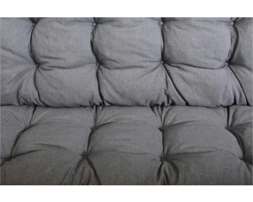 Prešívaný polstrovaný poťah s gombíkmi