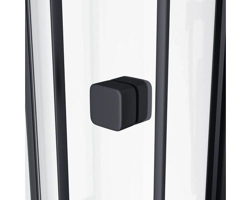 Detail kľučky dverí sprchovacieho kúta