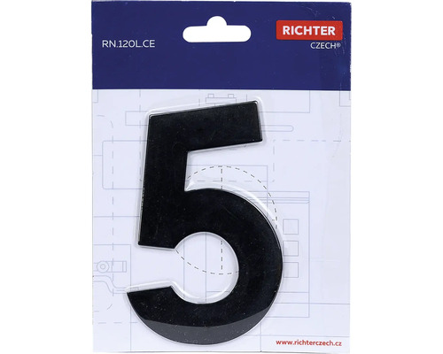 Číslo domu päť z plastu