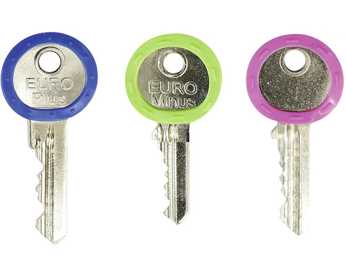 Tri kľúče s farebnými rukoväťami