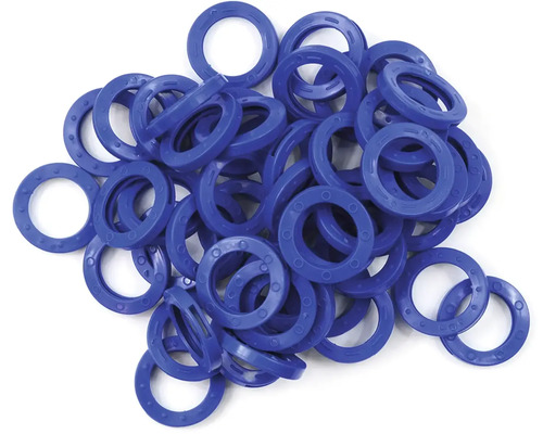 Mnoho plastových krúžkov