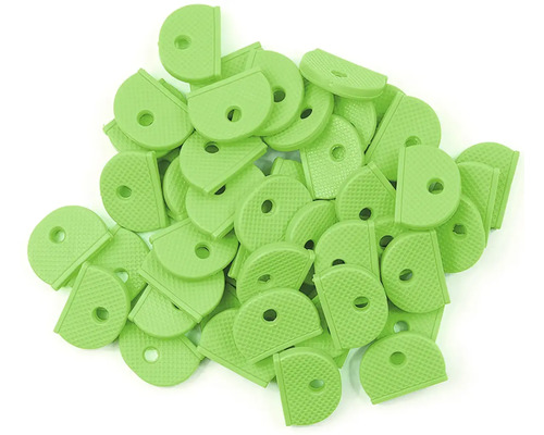 Sada zelených plastových kľúčeniek