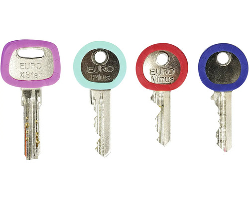 Štyri kľúče s farebnými rukoväťami