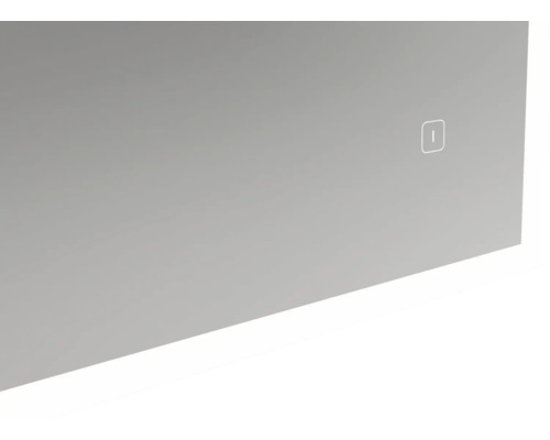 Detail zrkadla s osvetlením