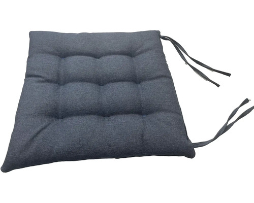 Štvorcový podsedák so šnúrkami na upevnenie.