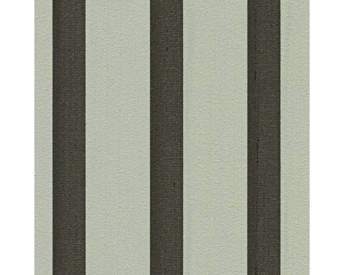 Tapeta s pruhovaným vzorom