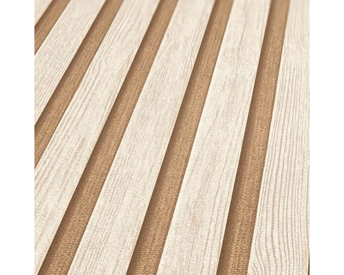 Tapeta s imitáciou dreva a pruhovaným vzorom