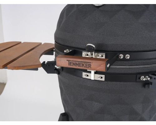 Gril Tenneker s drevenou policou