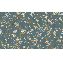 Tapeta s kvetinovým vzorom a motívmi konárov