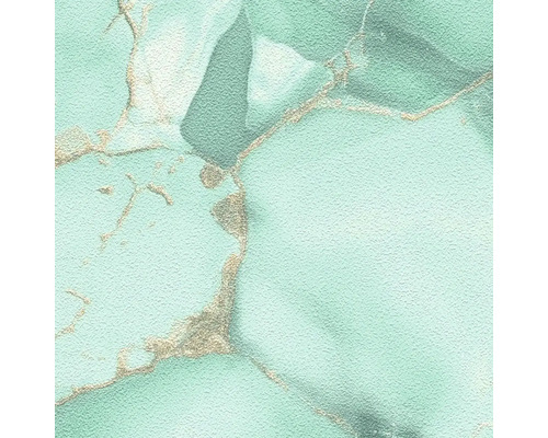 Detail mramorovej tapety s jemnými prasklinami