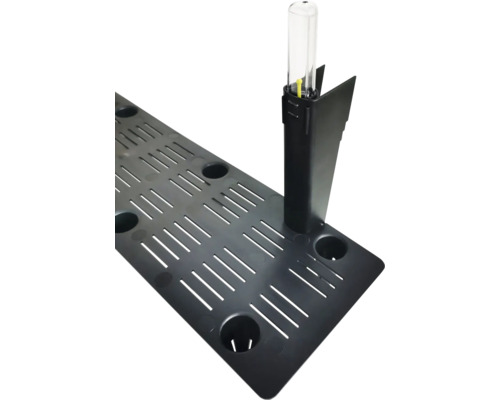 Tenkovrstvový systém s odmerným valcom na zavlažovanie