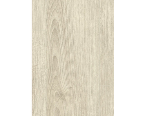 Detail laminátovej podlahy s dreveným vzhľadom.