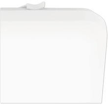 Detail bieleho plastového úložného boxu