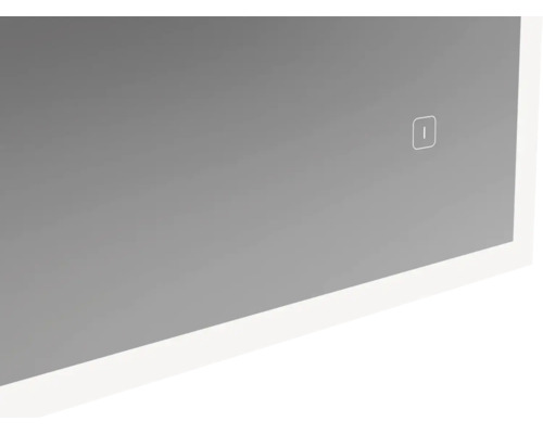 Detailný pohľad na zrkadlo s osvetlením a ovládacím prvkom