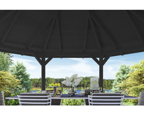 Vnútorný pohľad na záhradný pavilón s prestretým stolom v záhrade