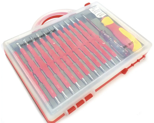 Sada izolovaných skrutkovačov s rôznymi skrutkovačmi v priehľadnej krabičke